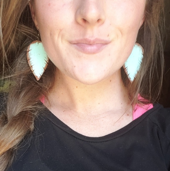 2 Inch | Rustic Leather Feather Earrings - Picture 4 of 5